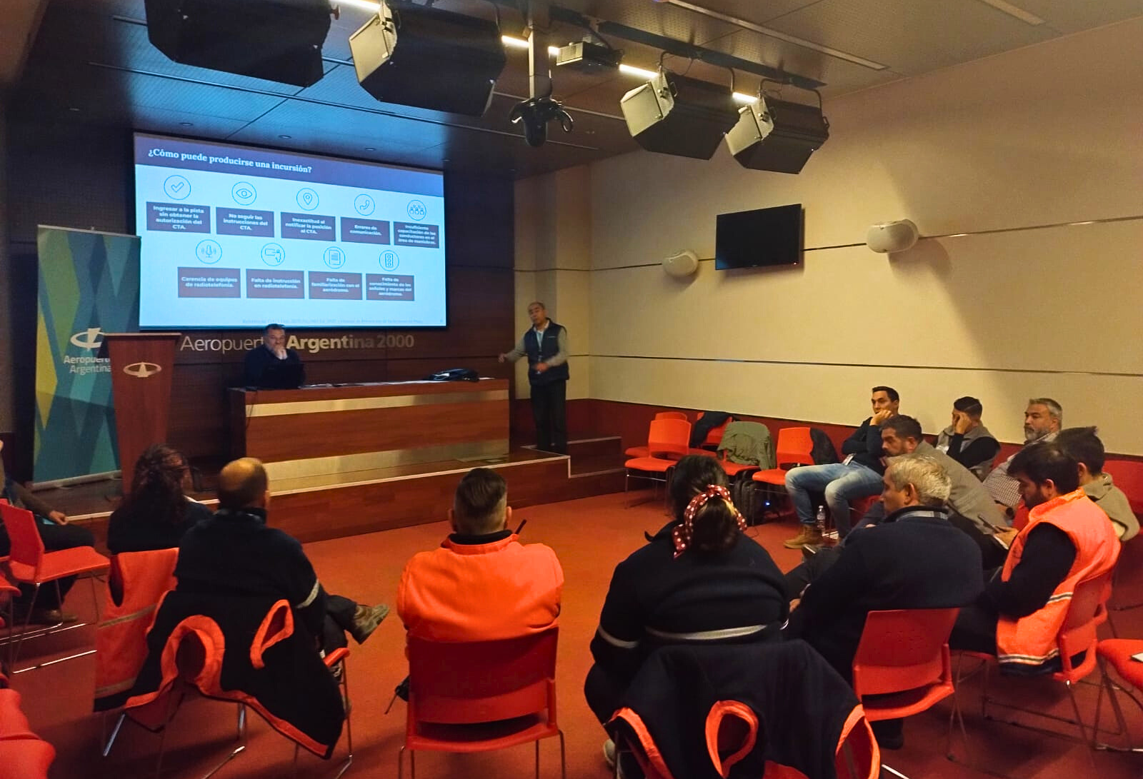 Talleres de Prevención de Incursiones en la Pista.