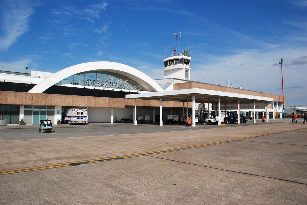 cierre de aeropuerto de rosario por trabajos en-pista