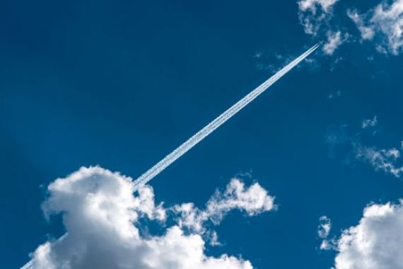 https://www.eana.com.ar/sites/default/files/styles/novedades_desplegada/public/contrails-1140x619.jpg?itok=043oT2xU&utm_source=chatgpt.com